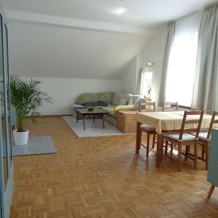 Leipzig-Suedwest Apartamento Exterior foto