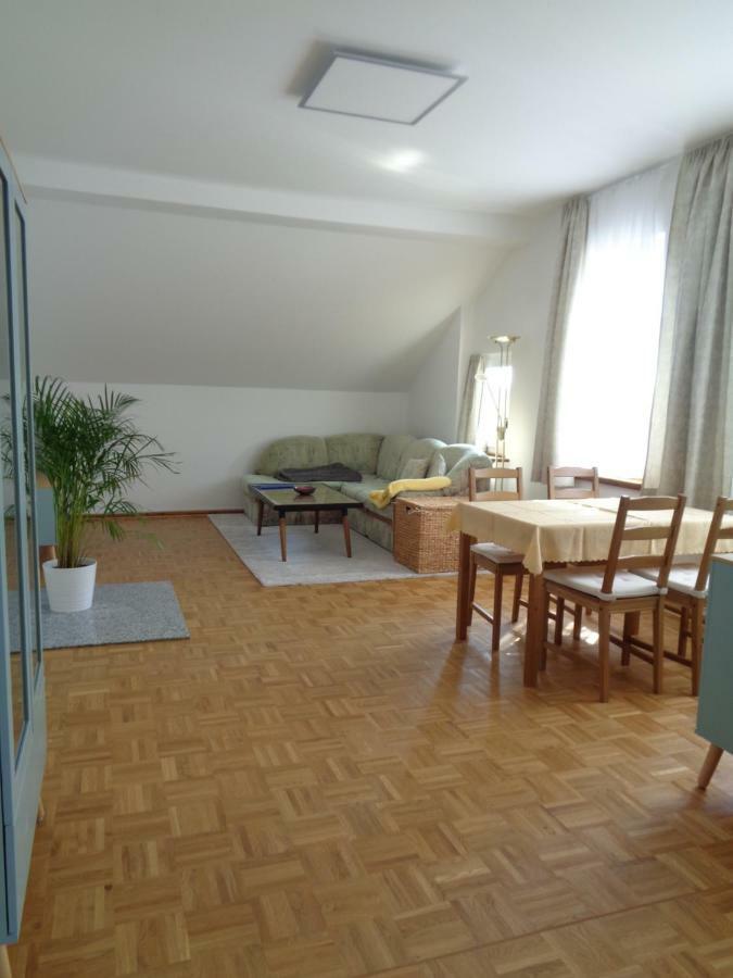 Leipzig-Suedwest Apartamento Exterior foto