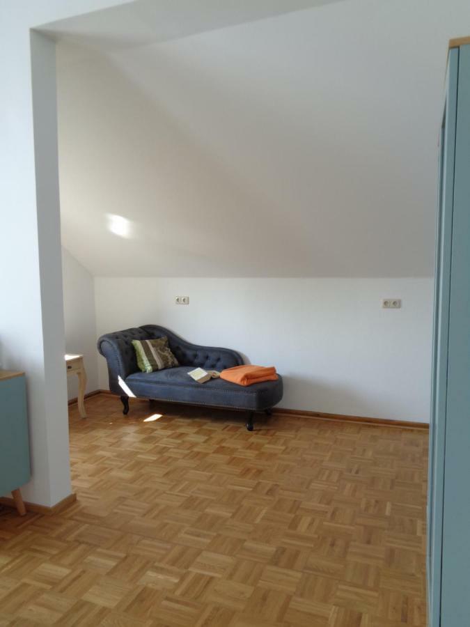 Leipzig-Suedwest Apartamento Exterior foto